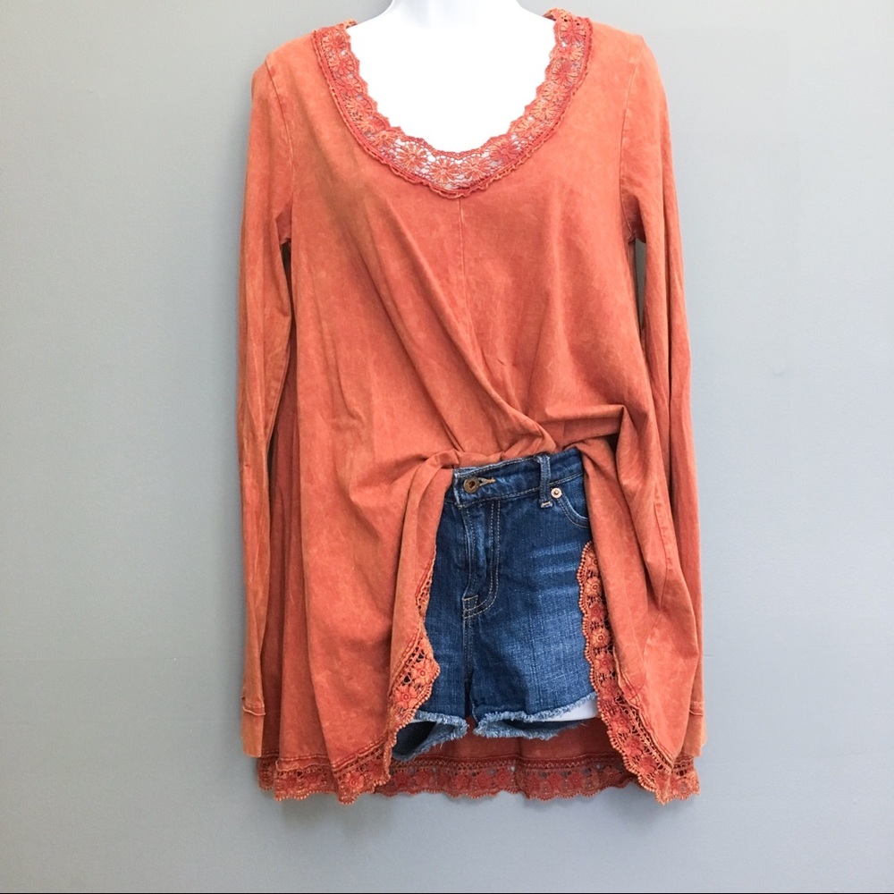 Altar’d State Tunic Vintage Faded Wash Crochet